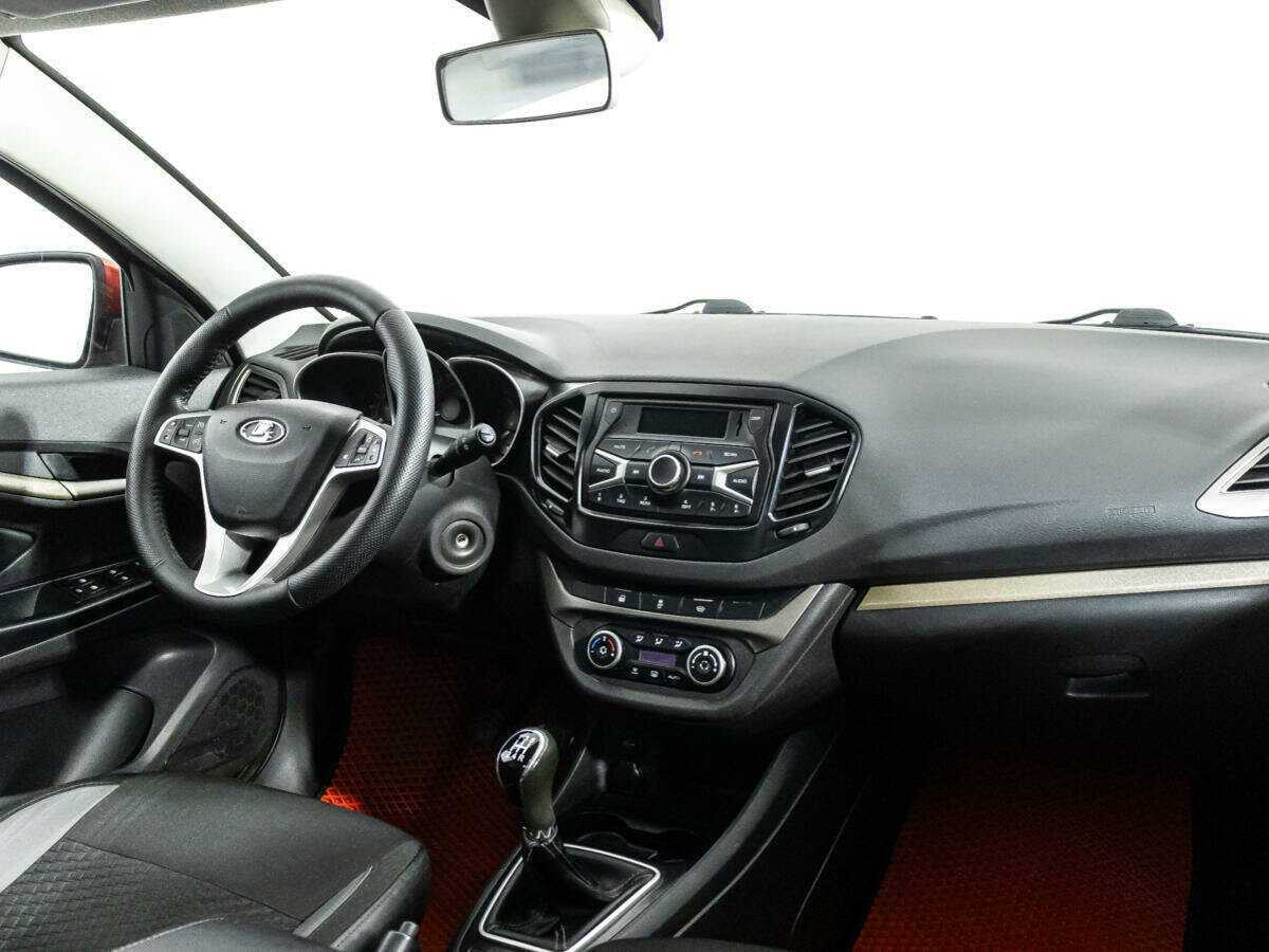 Lada (ВАЗ) Vesta б/у, 2018, Механическая. Фото: #8