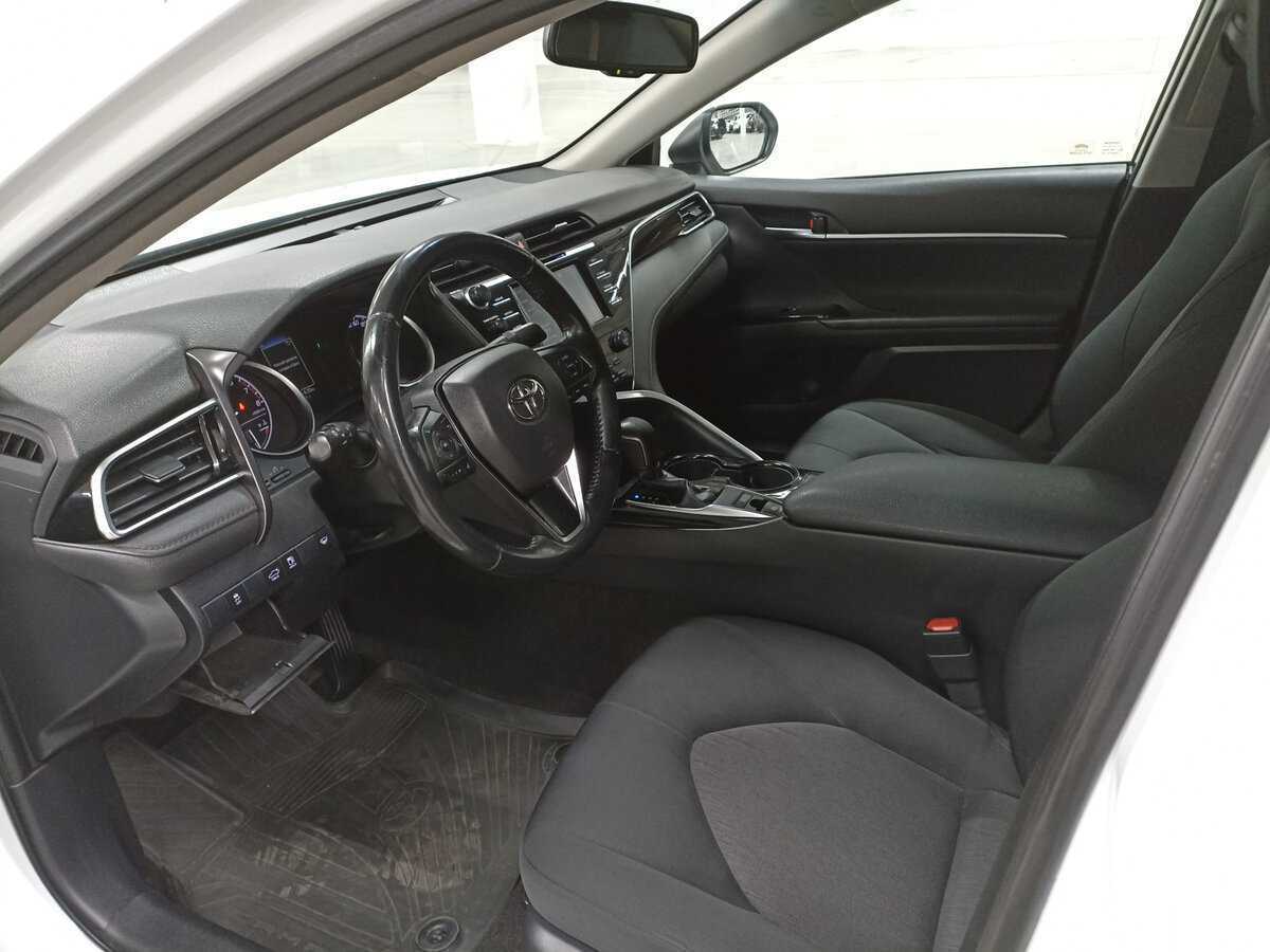 Toyota Camry б/у, 2019, Автоматическая. Фото: #15