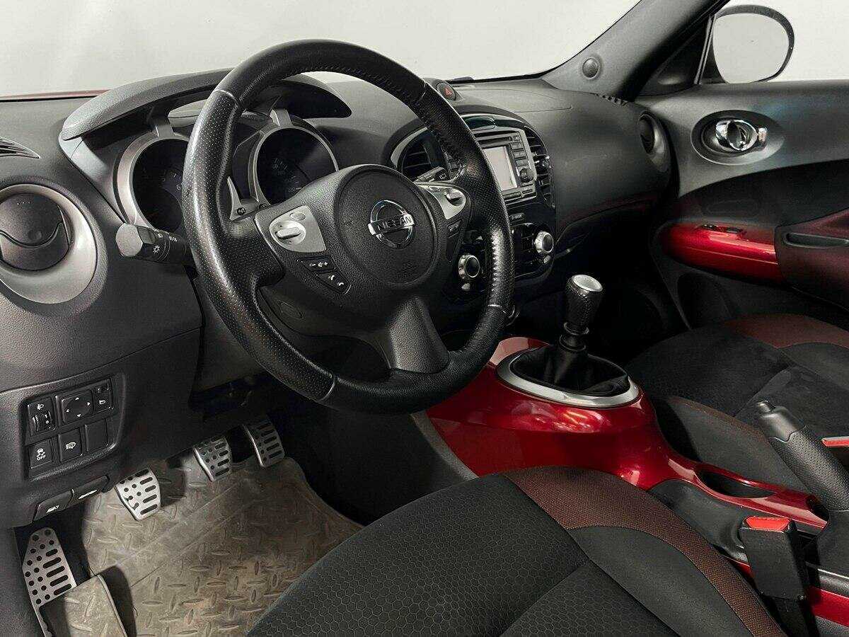 Nissan Juke б/у, 2012, Механическая. Фото: #12