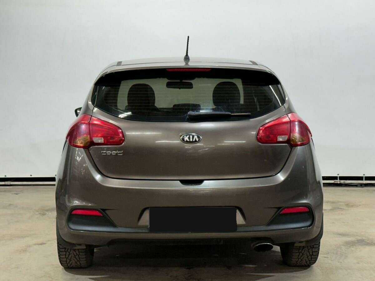 Kia Ceed б/у, 2013, Механическая. Фото: #5