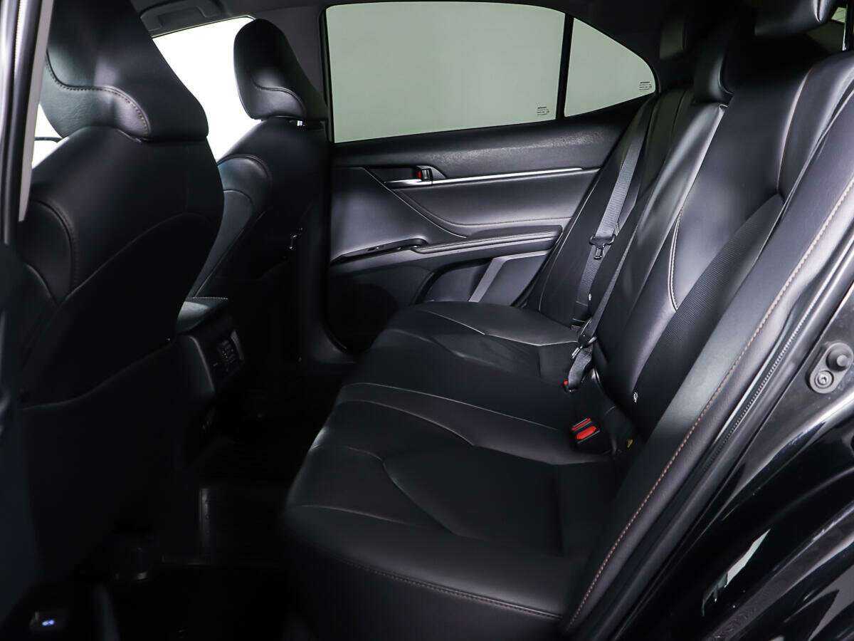 Toyota Camry б/у, 2020, Автоматическая. Фото: #4