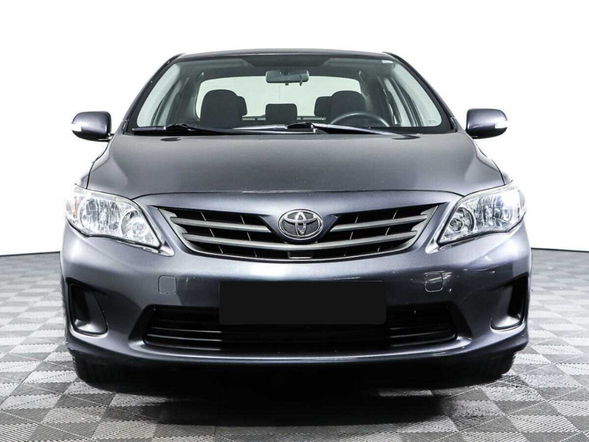 Toyota Corolla б/у, 2012, Автоматическая. Фото: #1