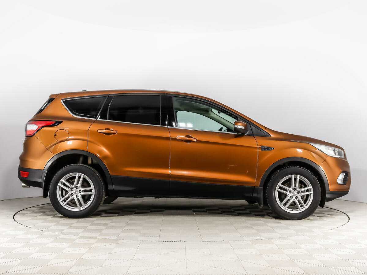 Ford Kuga б/у, 2017, Автоматическая. Фото: #3