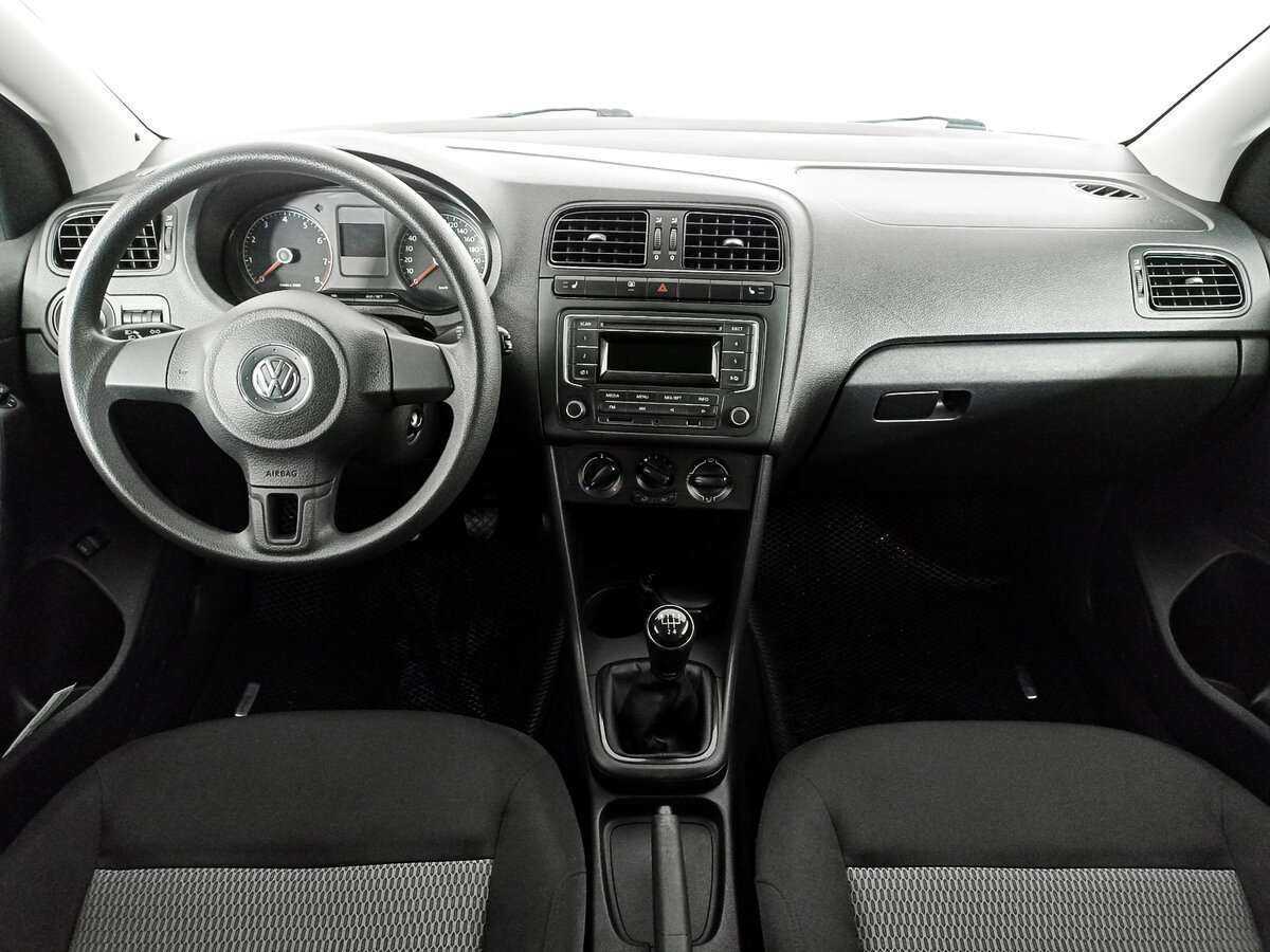 Volkswagen Polo б/у, 2013, Механическая. Фото: #13