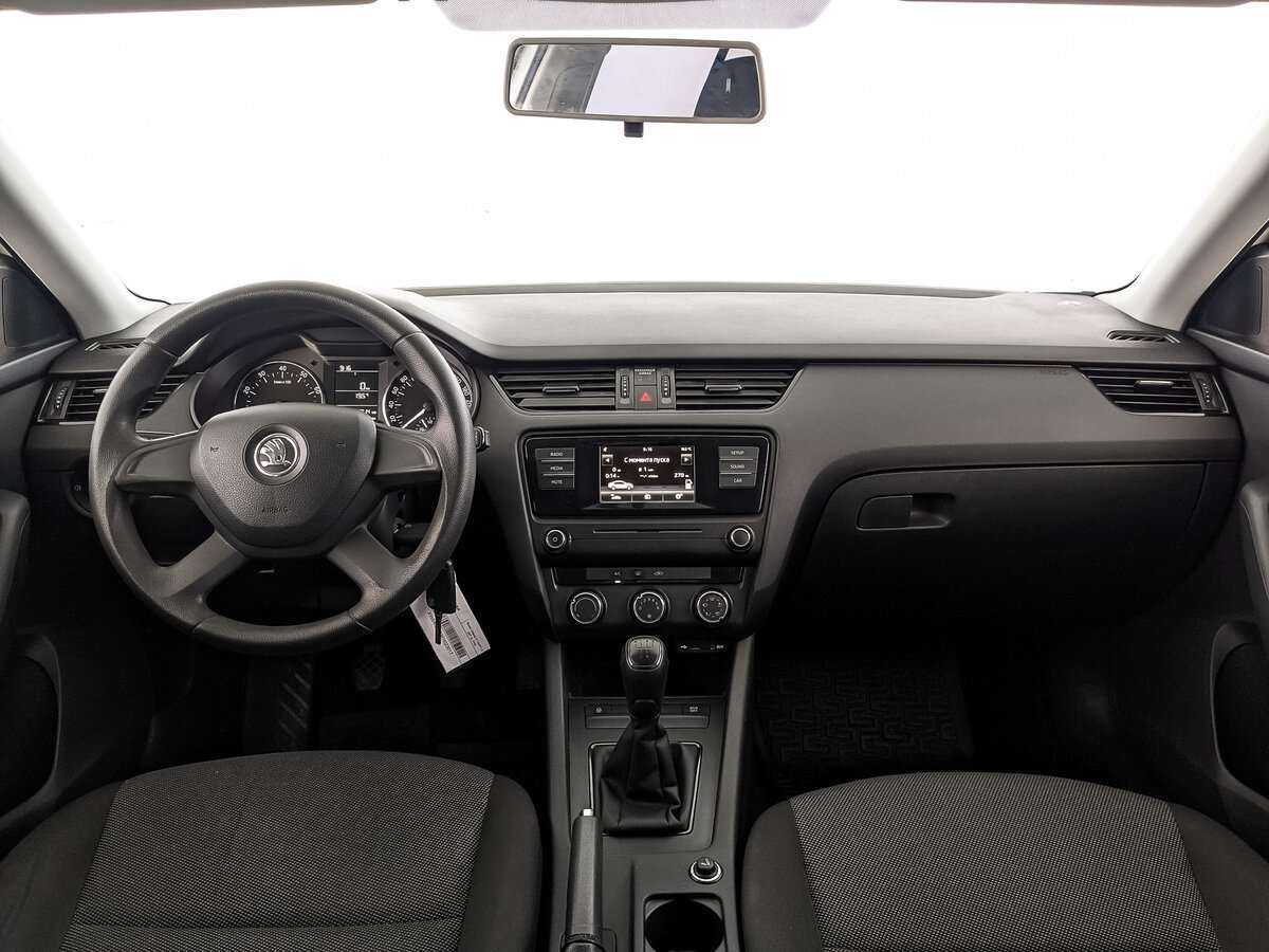 Skoda Octavia б/у, 2015, Механическая. Фото: #9