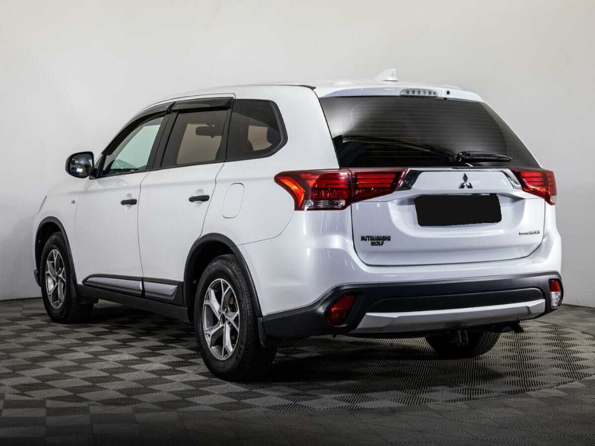 Mitsubishi Outlander б/у, 2018, Вариатор. Фото: #5