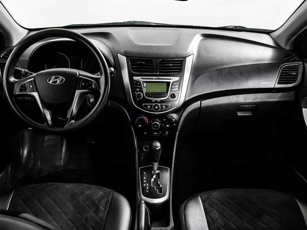 Hyundai Solaris б/у, 2012, Автоматическая. Фото: #10