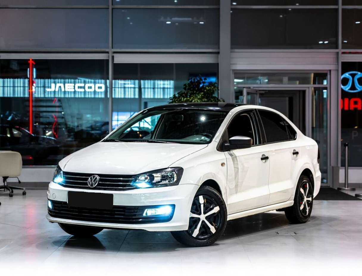 Volkswagen Polo б/у, 2017, Автоматическая. Фото: #0