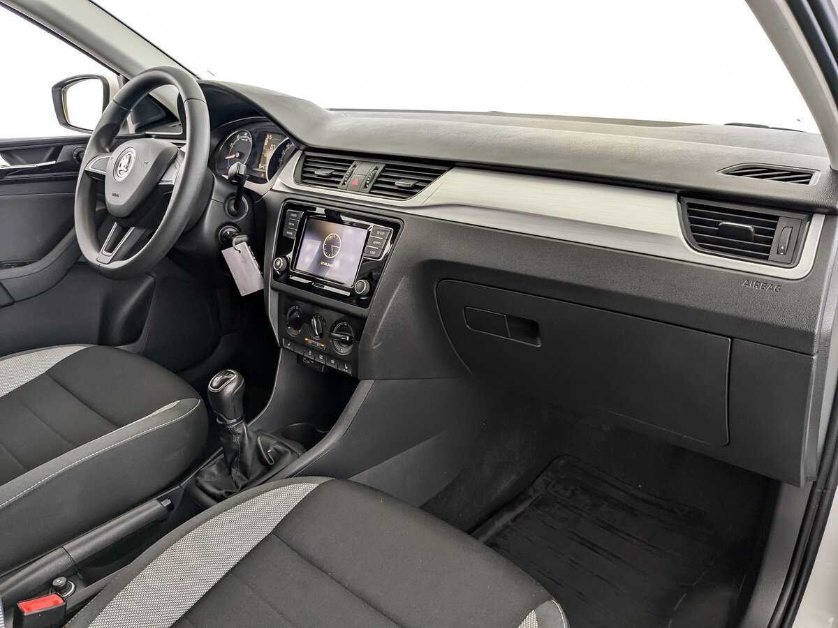 Skoda Rapid б/у, 2019, Механическая. Фото: #8
