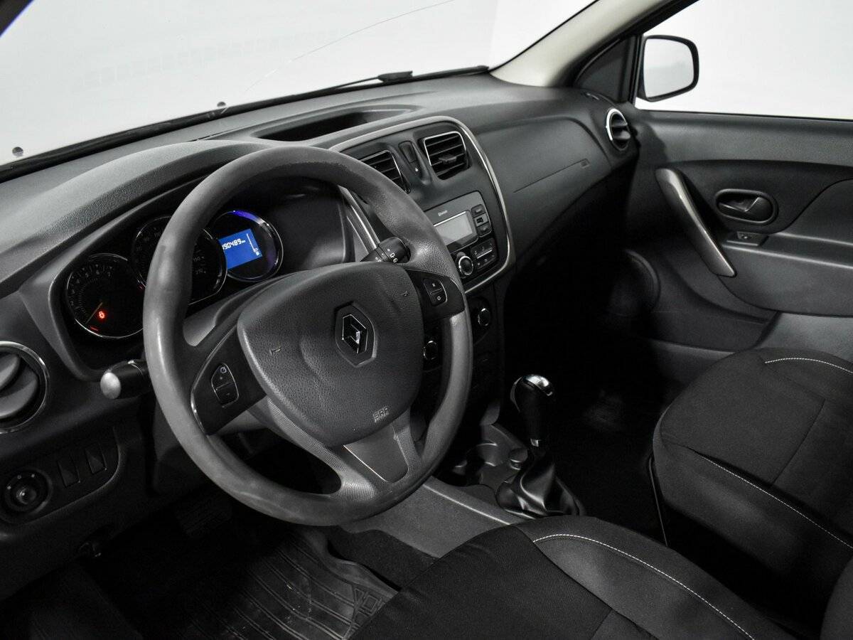 Renault Sandero б/у, 2017, Автоматическая. Фото: #8
