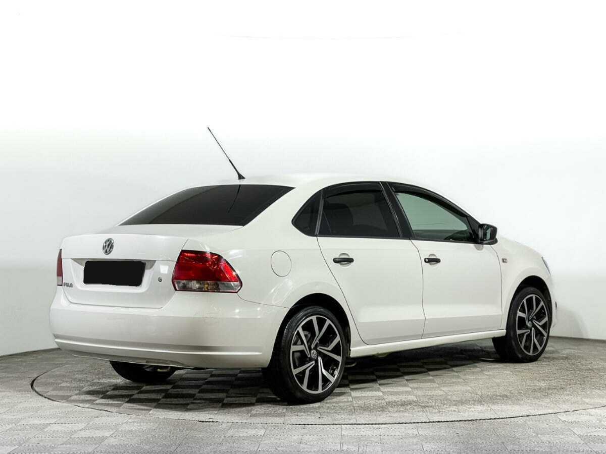 Volkswagen Polo б/у, 2012, Механическая. Фото: #4