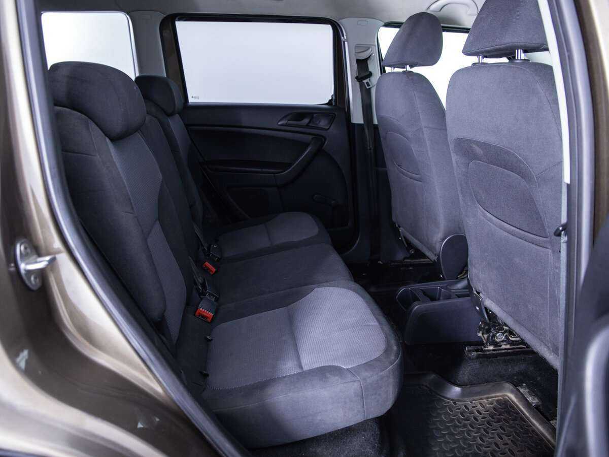 Skoda Yeti б/у, 2012, Механическая. Фото: #8