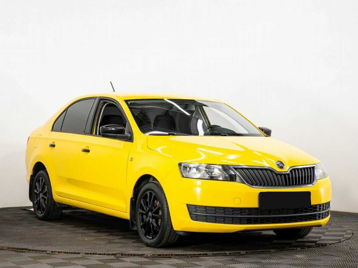 Skoda Rapid б/у, 2017, Механическая. Фото: #2