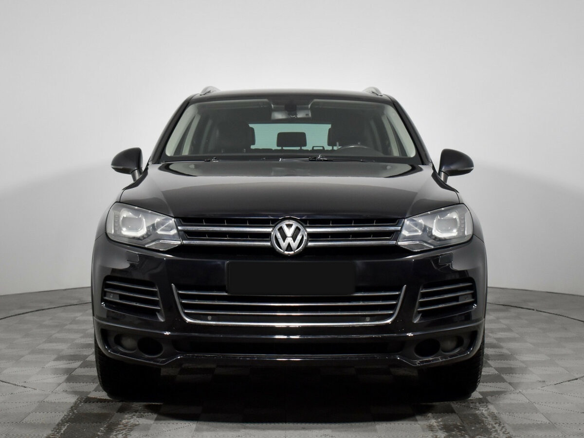Volkswagen Touareg б/у, 2014, Автоматическая. Фото: #1