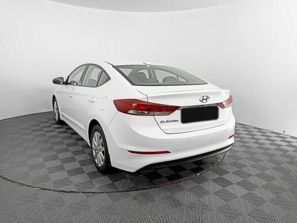 Hyundai Elantra б/у, 2017, Автоматическая. Фото: #6