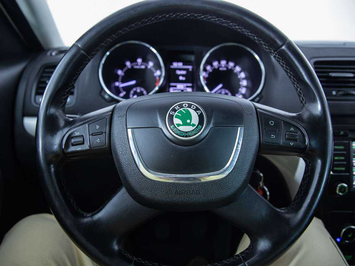 Skoda Yeti б/у, 2013, Механическая. Фото: #8
