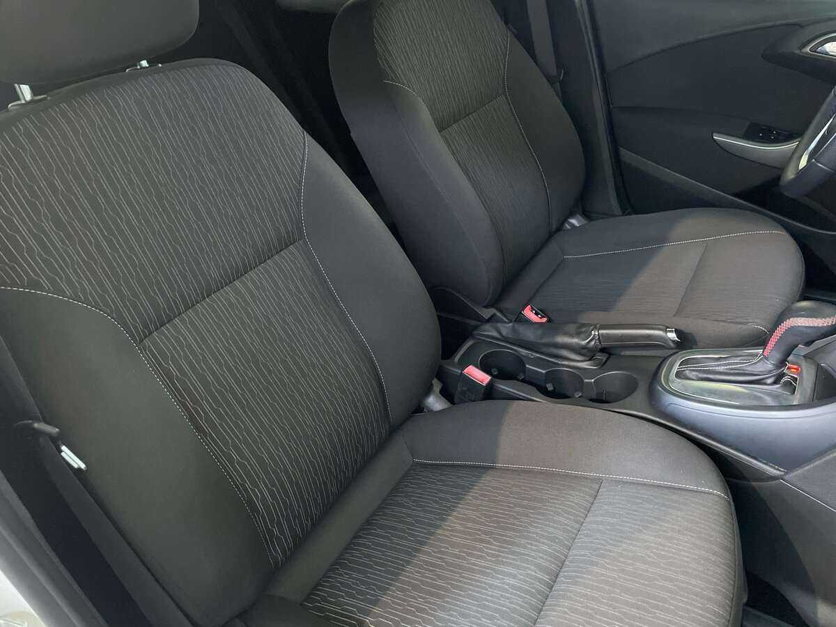 Opel Astra б/у, 2012, Автоматическая. Фото: #17
