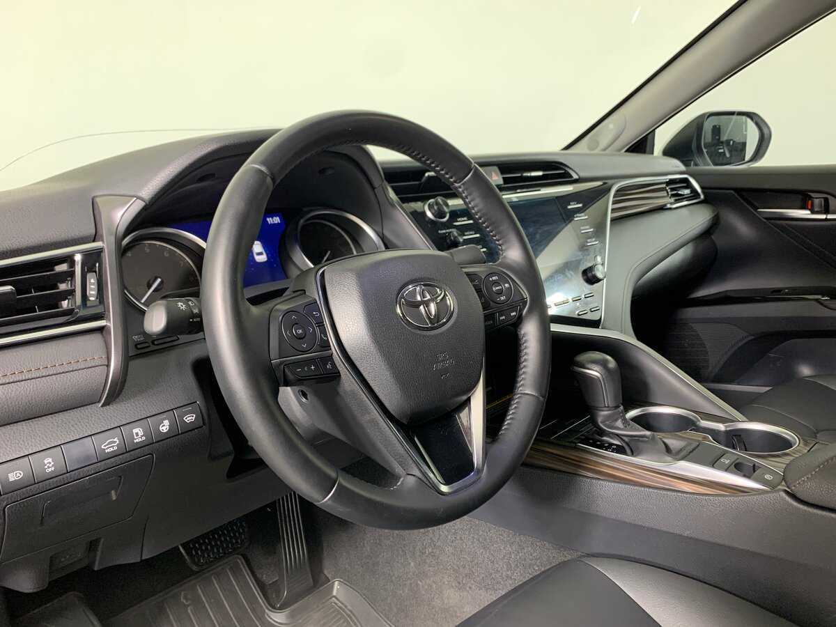 Toyota Camry б/у, 2020, Автоматическая. Фото: #11