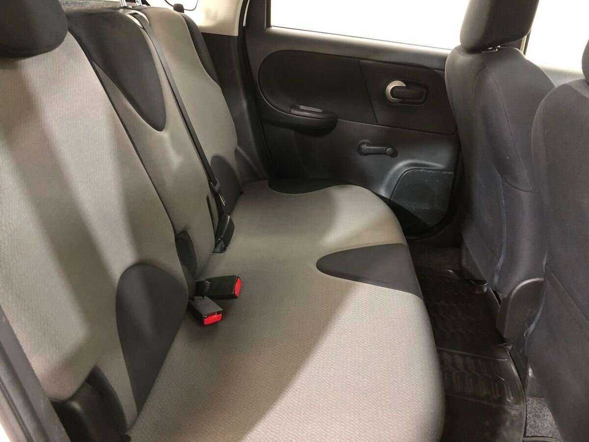 Nissan Note б/у, 2013, Механическая. Фото: #10