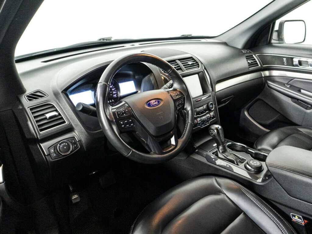 Ford Explorer б/у, 2019, Автоматическая. Фото: #8