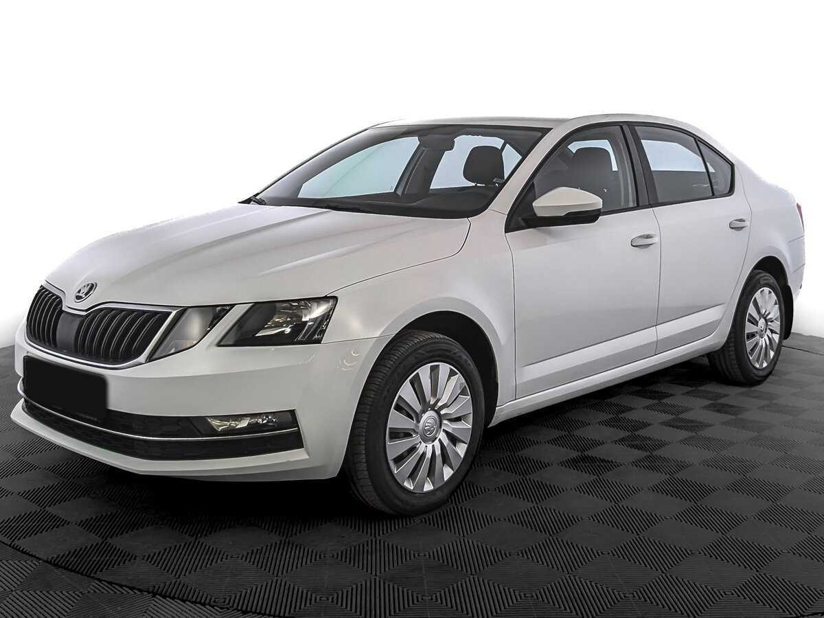 Skoda Octavia б/у, 2018, Роботизированная. Фото: #0