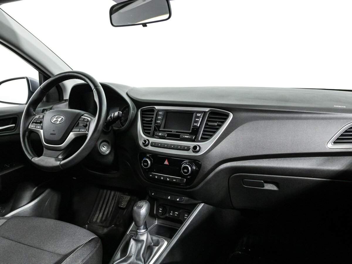 Hyundai Solaris б/у, 2017, Механическая. Фото: #8