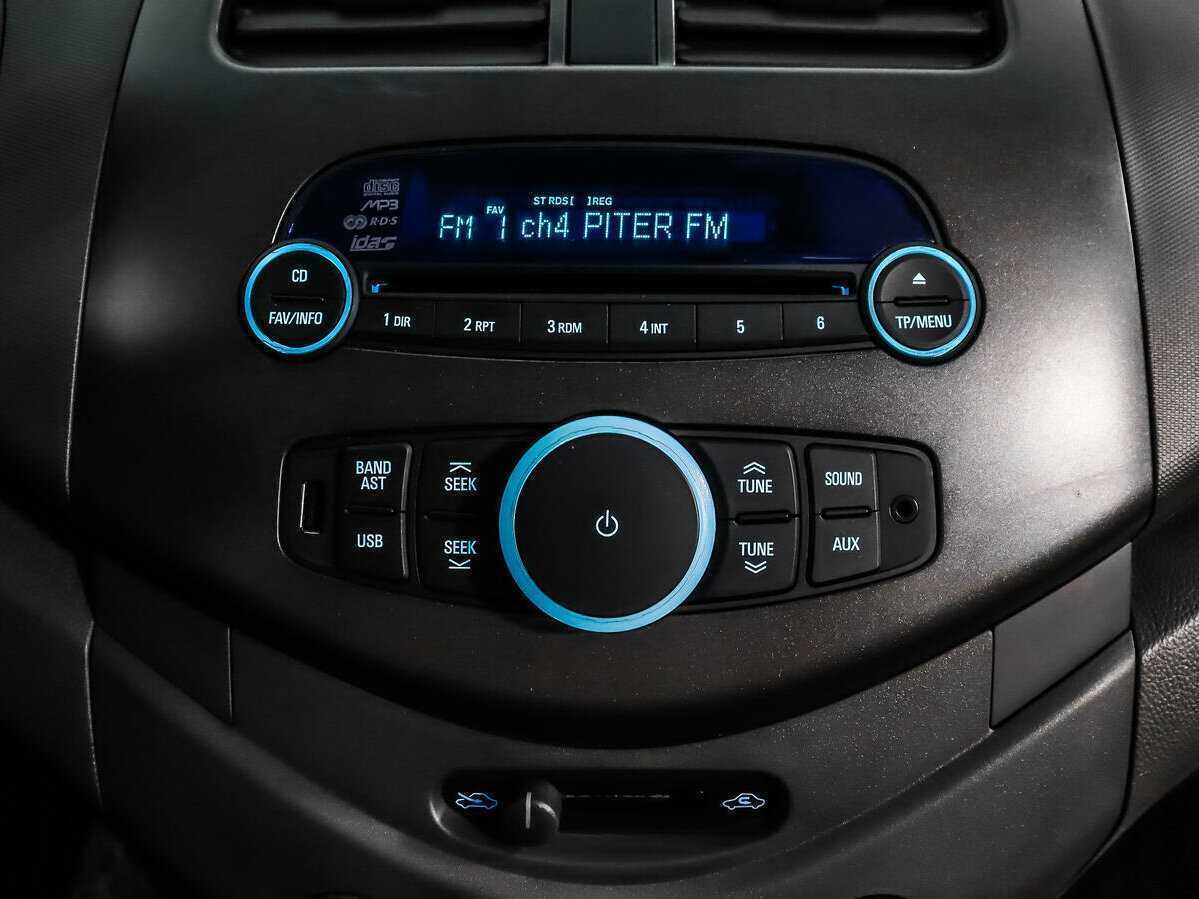 Chevrolet Spark б/у, 2013, Автоматическая. Фото: #12