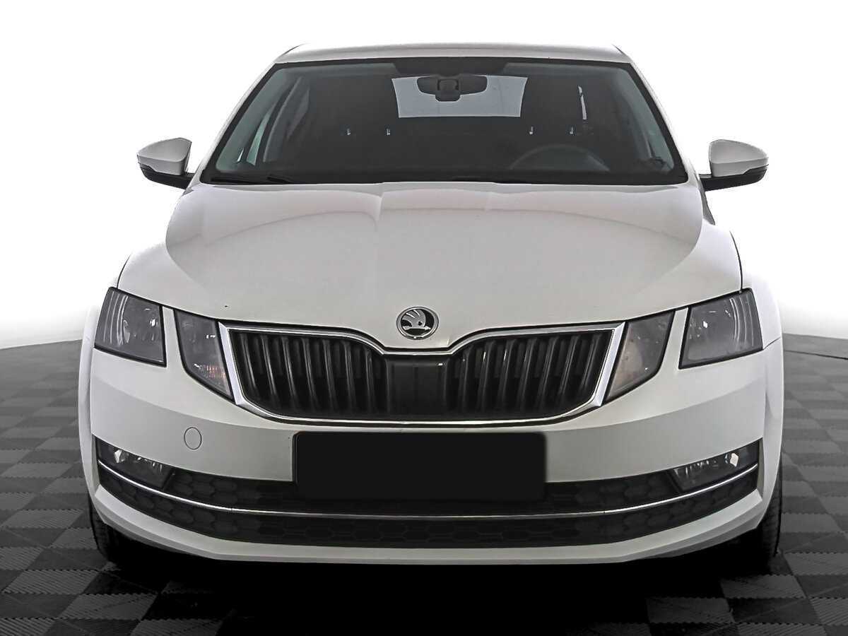 Skoda Octavia б/у, 2018, Автоматическая. Фото: #1