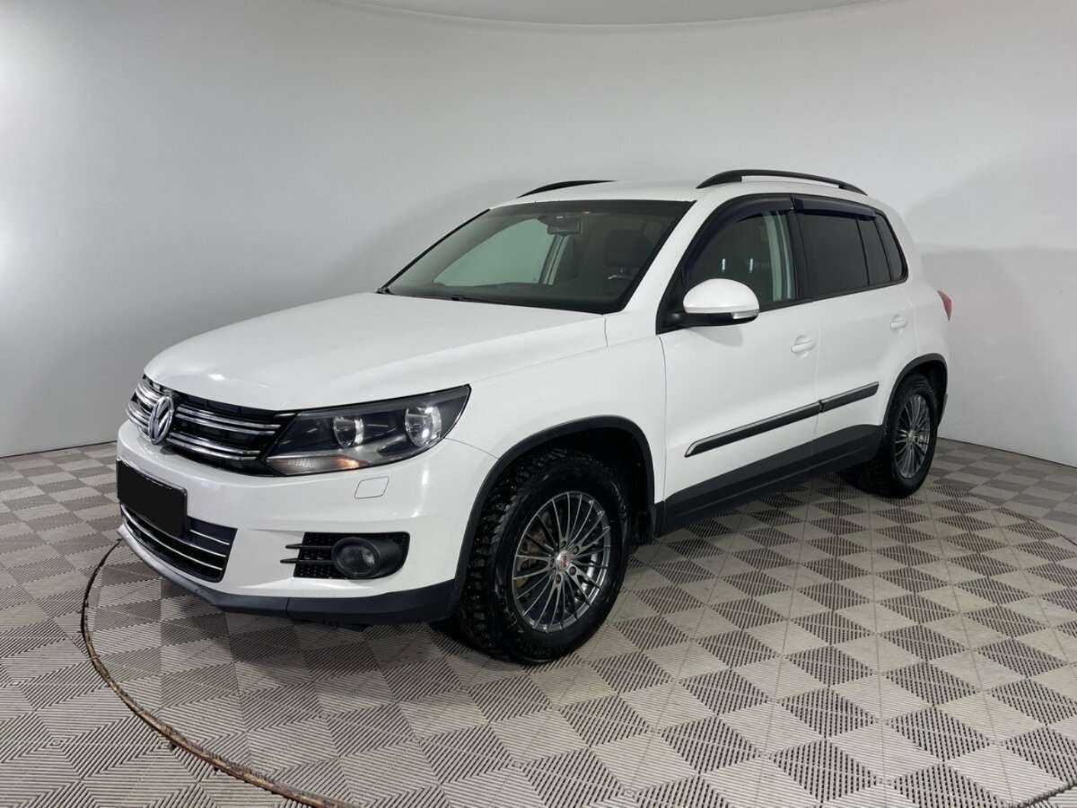 Volkswagen Tiguan б/у, 2013, Роботизированная. Фото: #0