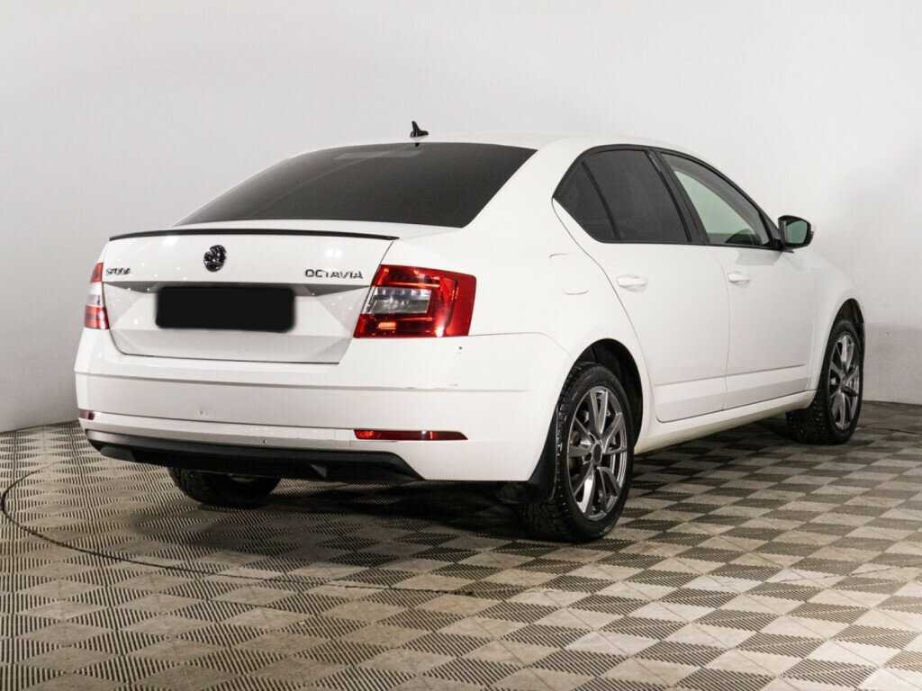 Skoda Octavia б/у, 2018, Автоматическая. Фото: #4