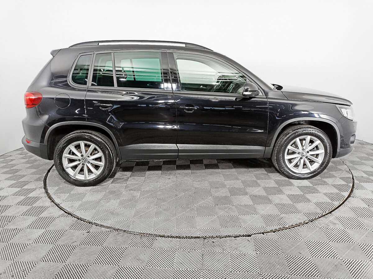 Volkswagen Tiguan б/у, 2016, Автоматическая. Фото: #3