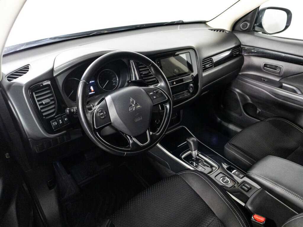 Mitsubishi Outlander б/у, 2019, Вариатор. Фото: #10