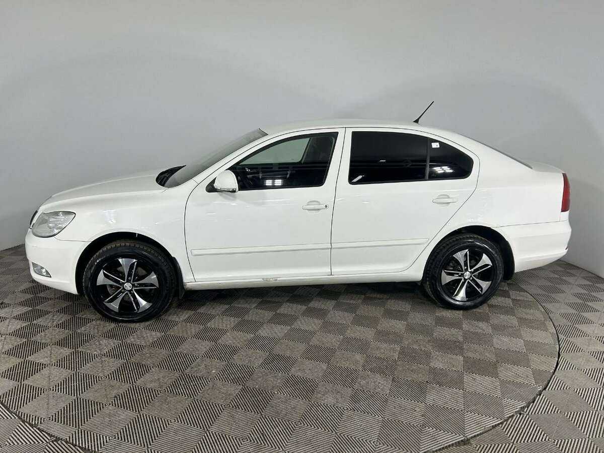 Skoda Octavia б/у, 2012, Автоматическая. Фото: #4