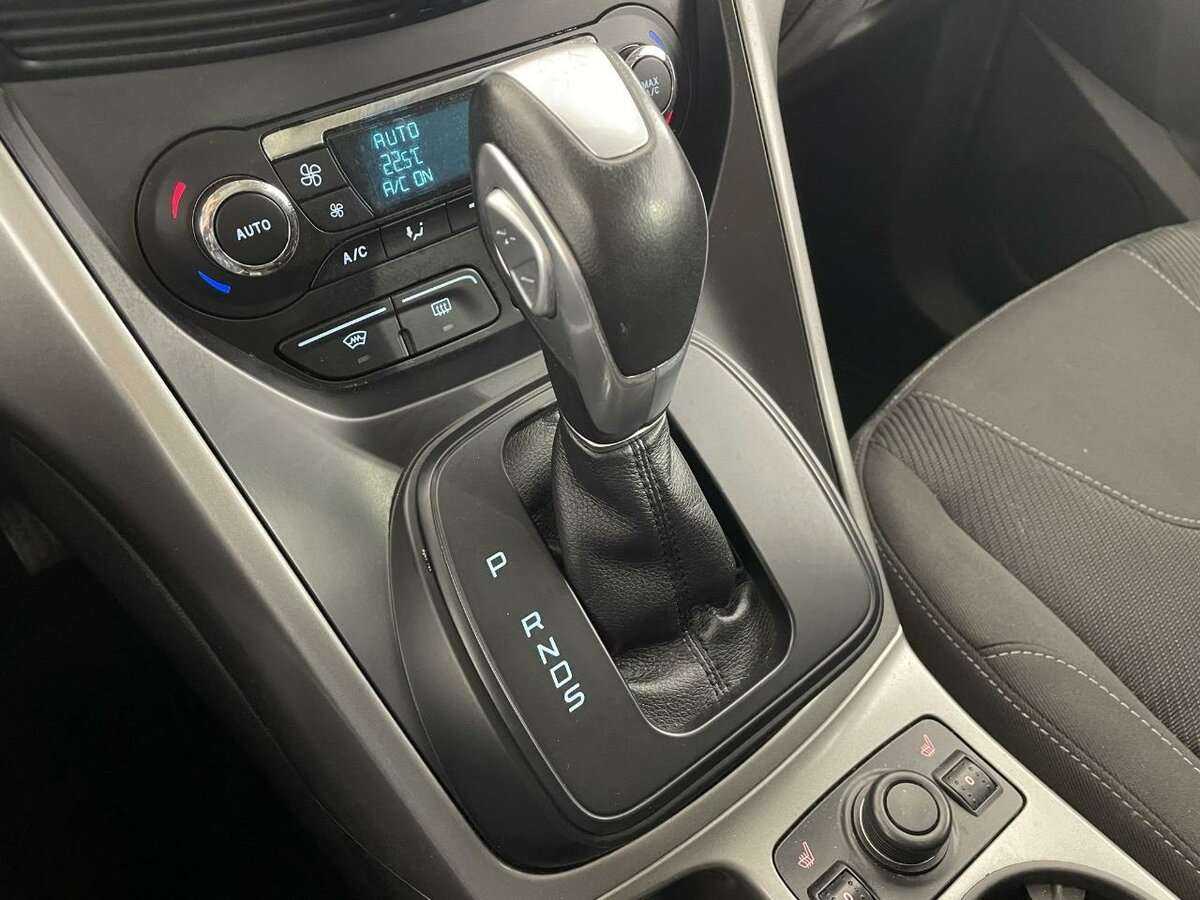 Ford Kuga б/у, 2013, Автоматическая. Фото: #12