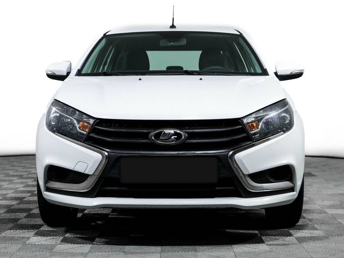 Lada (ВАЗ) Vesta б/у, 2018, Механическая. Фото: #1