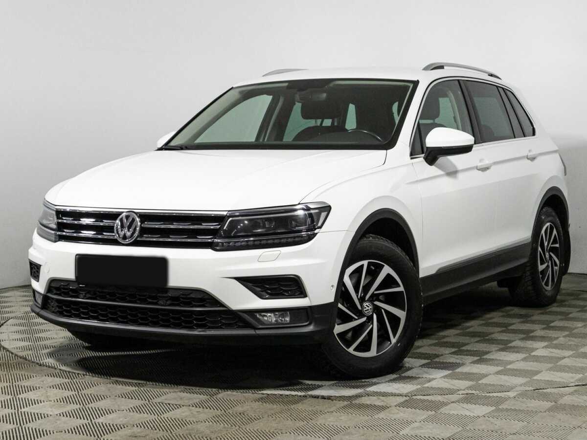 Volkswagen Tiguan б/у, 2018, Роботизированная. Посмотреть фото
