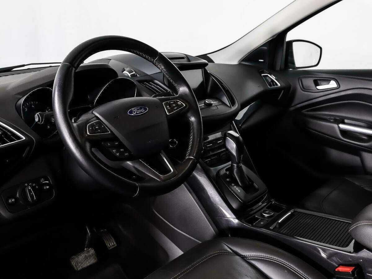 Ford Kuga б/у, 2016, Автоматическая. Фото: #6