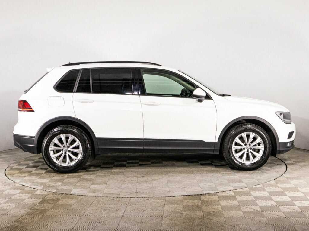 Volkswagen Tiguan б/у, 2018, Роботизированная. Фото: #3