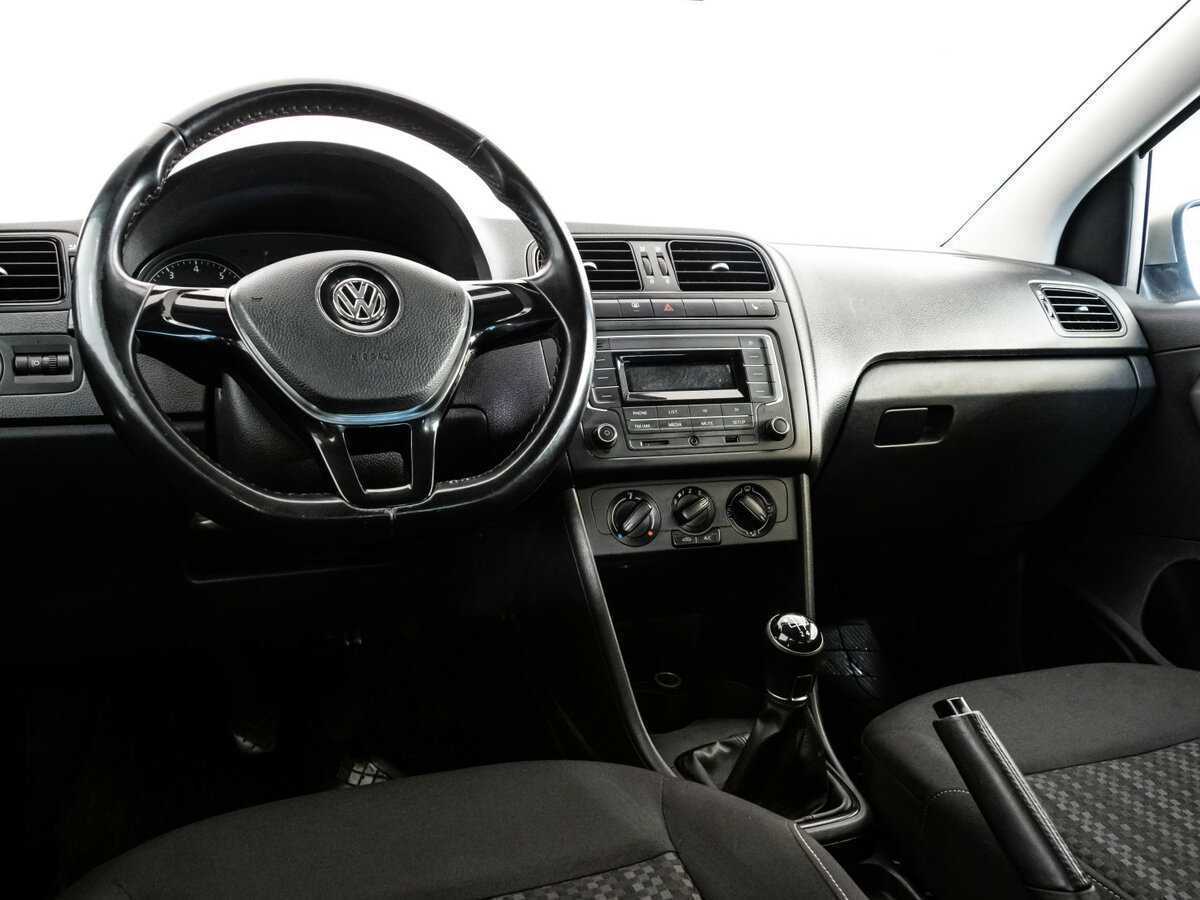 Volkswagen Polo б/у, 2016, Механическая. Фото: #8