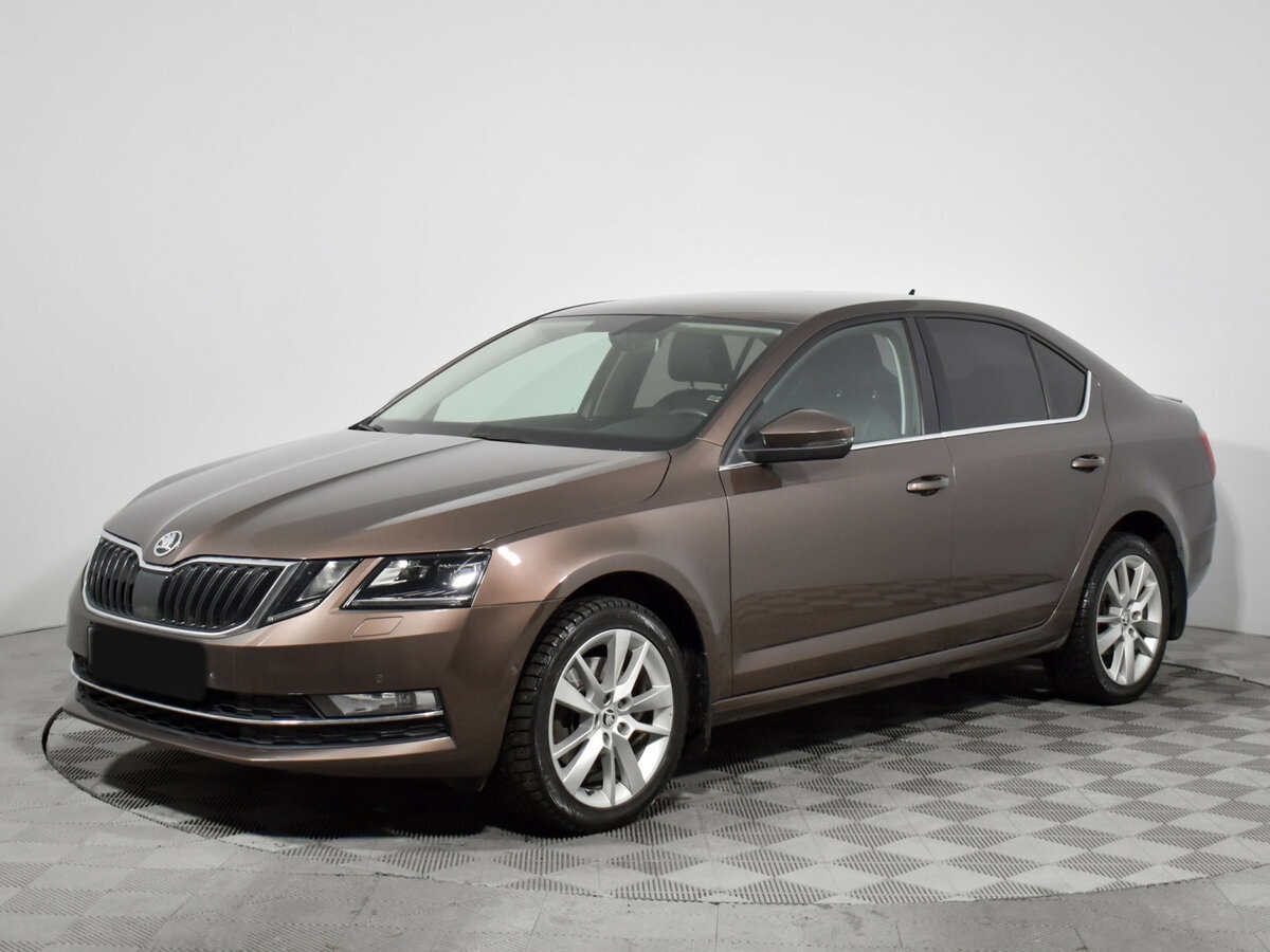 Skoda Octavia б/у, 2017, Роботизированная. Посмотреть фото