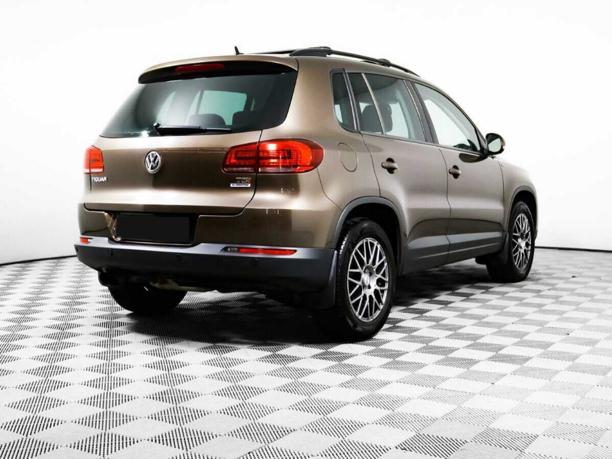 Volkswagen Tiguan б/у, 2015, Механическая. Фото: #4