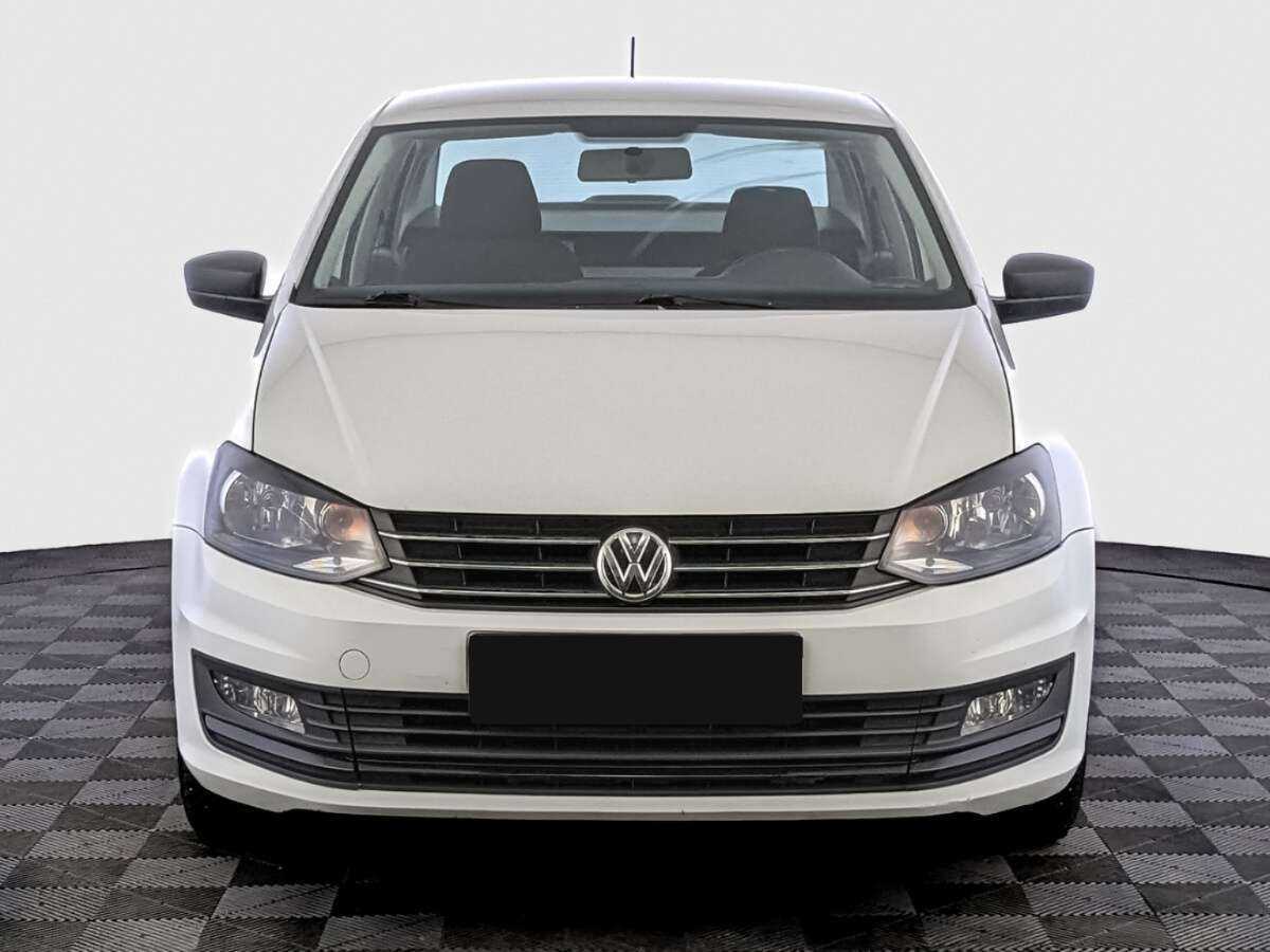 Volkswagen Polo б/у, 2019, Автоматическая. Фото: #1