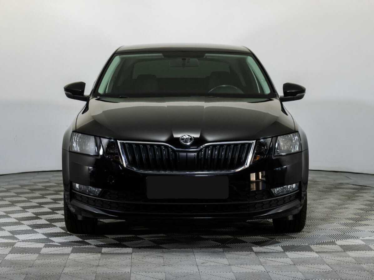 Skoda Octavia б/у, 2018, Механическая. Фото: #1