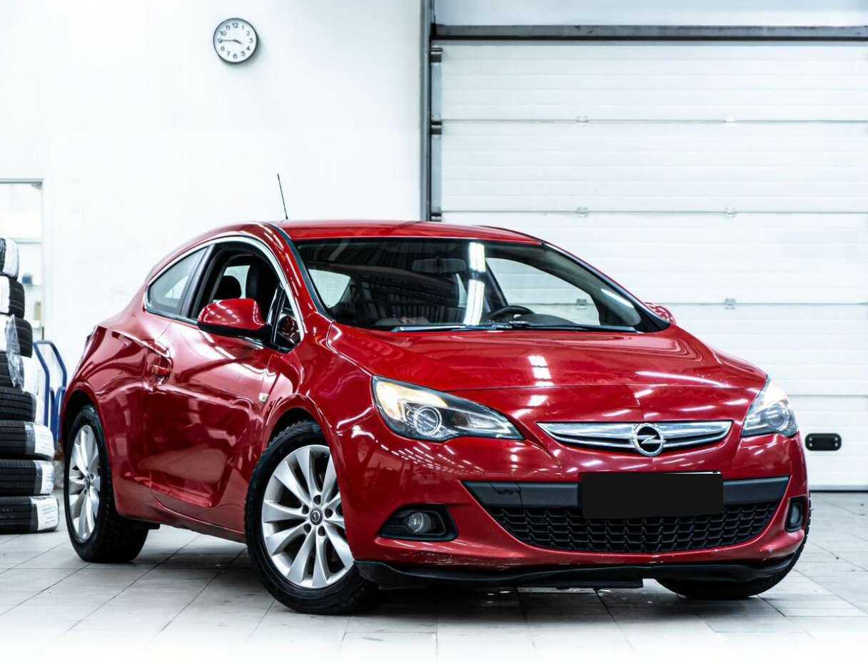 Opel Astra б/у, 2012, Автоматическая. Фото: #1