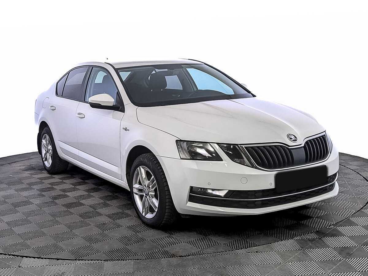 Skoda Octavia б/у, 2018, Роботизированная. Фото: #2