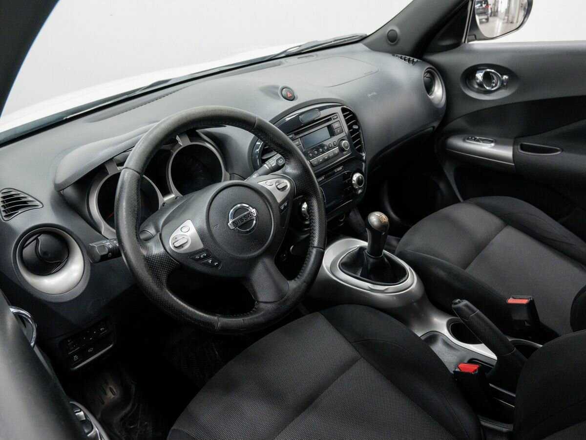 Nissan Juke б/у, 2012, Механическая. Фото: #13
