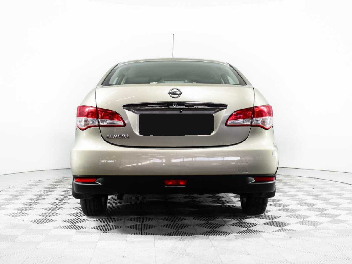 Nissan Almera б/у, 2014, Механическая. Фото: #4
