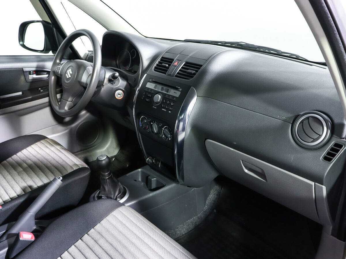 Suzuki SX4 б/у, 2014, Механическая. Фото: #8