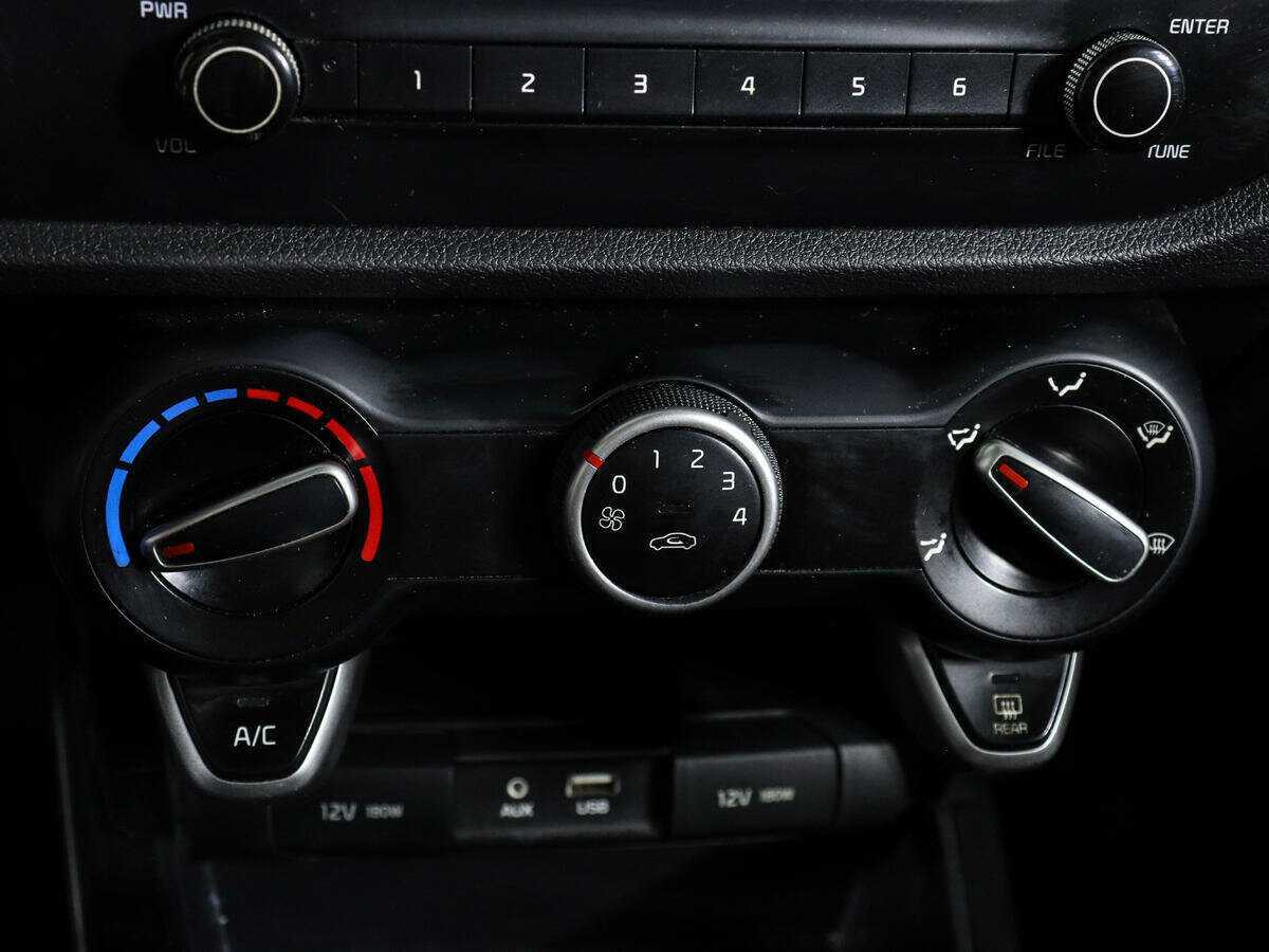 Kia Rio б/у, 2017, Механическая. Фото: #16