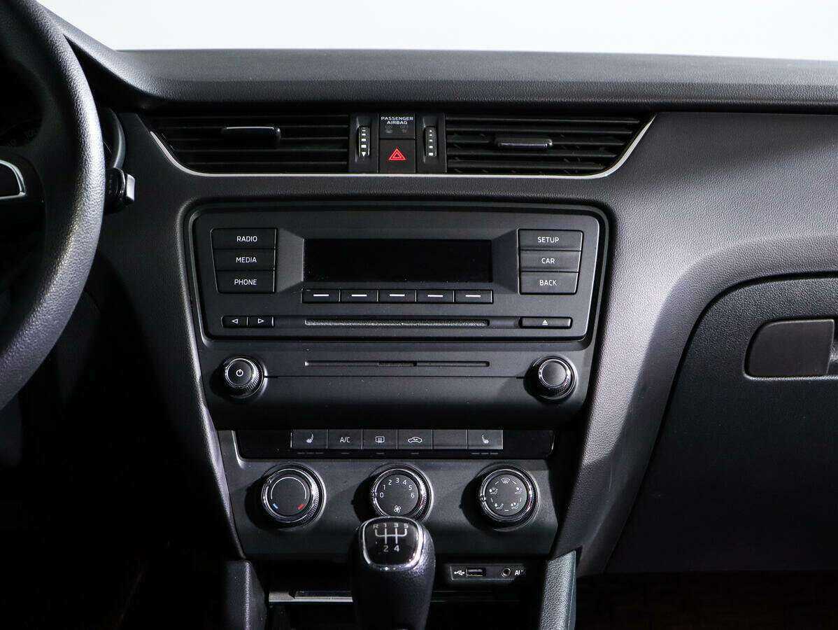 Skoda Octavia б/у, 2013, Механическая. Фото: #9